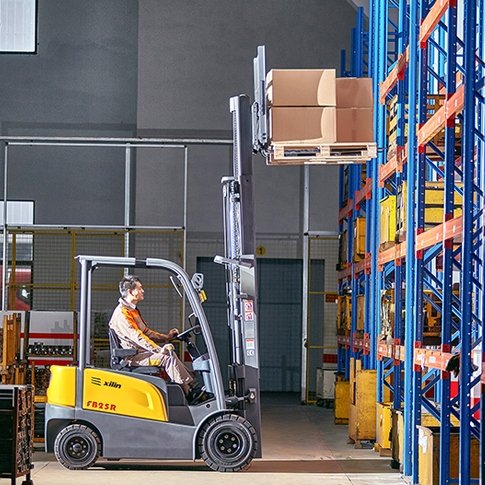 西林FB16R-30R系列电动平衡重叉车 - 图片 6